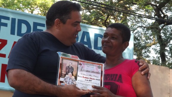 Amancio celebra advenimiento año 59 de la Revolución. Foto: Rafael Aparicio Coello.