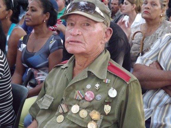 Amancio celebra advenimiento año 59 de la Revolución. Foto: Rafael Aparicio Coello.