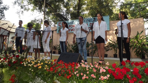 Amancio celebra advenimiento año 59 de la Revolución. Foto: Rafael Aparicio Coello.