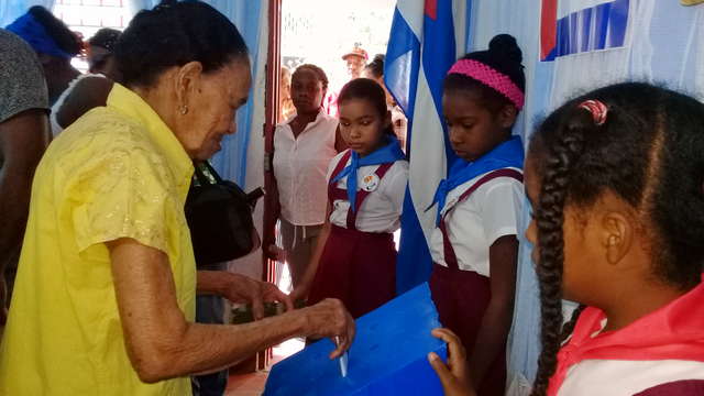 Protagonizan amancieros histórica jornada. Foto: Niria Isabel Cardoso Estrada.