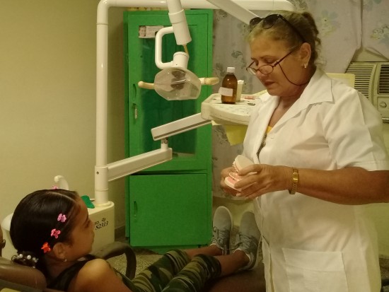 Servicios estomatológicos en Amancio. Foto: Niria Isabel Cardoso Estrada