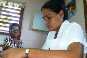 Servicios vitales a la población, tema en Micrófono abierto.