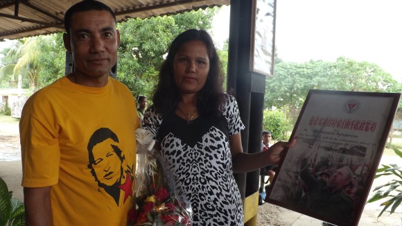 Reconocimiento a trabajadores destacados del sindicato de la Administración Pública en Amancio. Foto: Niria Isabel Cardoso Estrada.