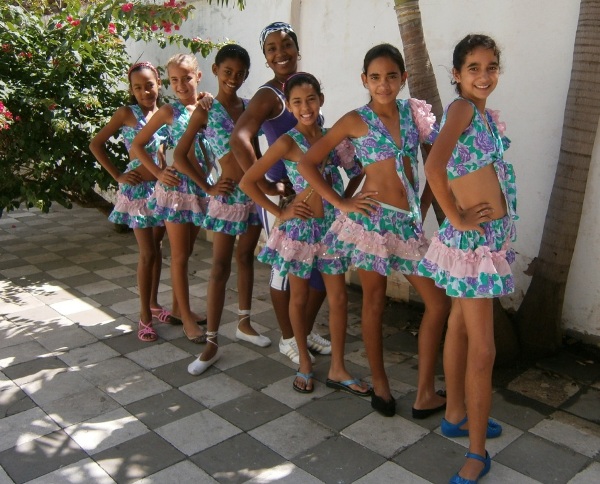 Anisley López, instructora de arte en Amancio