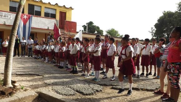 Elecciones pioneriles en la escuela primara Anastasio Quiñones Rodríguez, del municipio Amancio. Foto: Niria Isabel Cardoso Estrada.