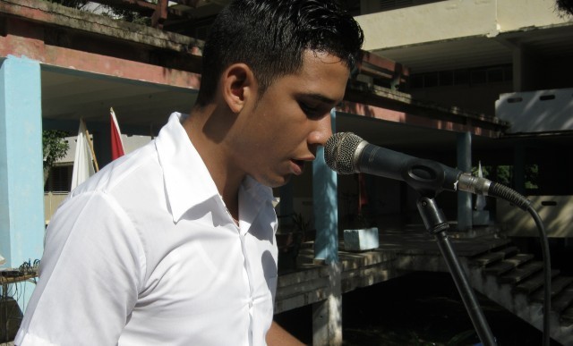 Denuncia estudiantil en Amancio. Foto: Rafael Aparicio Coello