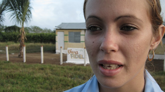 Betsy Atucha Tejada, estudiante del preuniversitario Gerardo Rodríguez Arias, del municipio de Amancio. Foto: Rafael Aparicio Coello