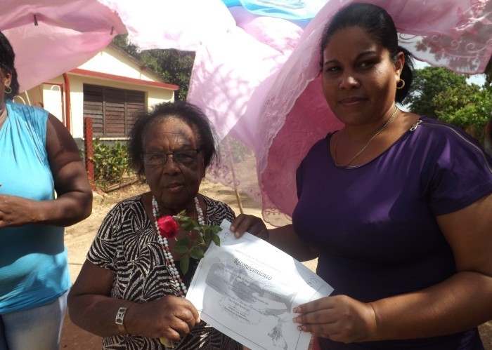 Amancieras festejan el nuevo cumpleaños de su organización. Foto: NIria Isabel Cardoso Estrada