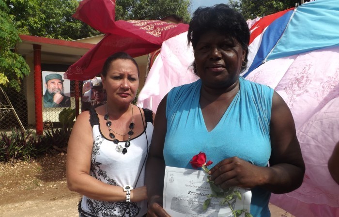 Amancieras festejan el nuevo cumpleaños de su organización. Foto: NIria Isabel Cardoso Estrada