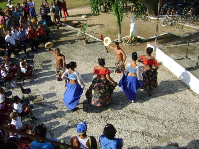 Se desarrollan variadas actividades para celebrar por todo lo alto el aniversario 55 y 56 de la creación de la Unión de Jóvenes Comunistas y de la Organización de  Pioneros José Martí. Foto: Rafel Aparicio Coello