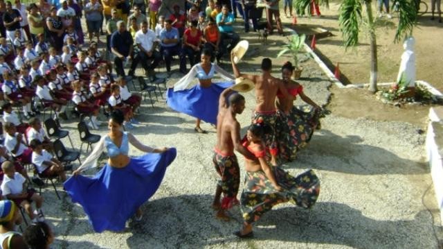 Se desarrollan variadas actividades para celebrar por todo lo alto el aniversario 55 y 56 de la creación de la Unión de Jóvenes Comunistas y de la Organización de  Pioneros José Martí. Foto: Rafel Aparicio Coello