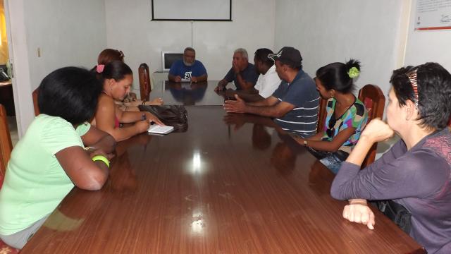 Conocen periodistas amancieros interioridades de la UEB Eléctrica. Foto: Rafael Aparicio Coello.