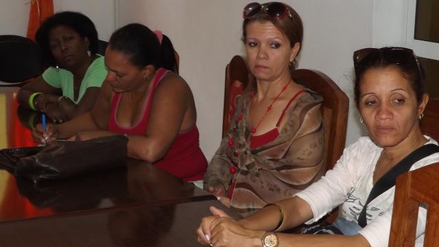 Conocen periodistas amancieros interioridades de la UEB Eléctrica. Foto: Rafael Aparicio Coello.