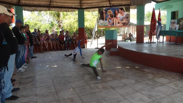 Inicia etapa veraniega en Amancio con opciones recreativas para la población. Foto: Niria Isabel Cardoso Estrada
