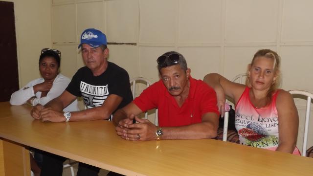 Amancieros en La Habana. Foto: Rafael Aparicio Coello.